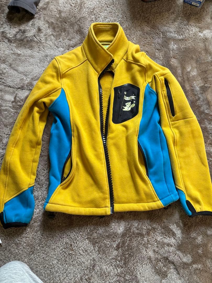 【限定品】フィンチ×ツララ バルトロメライダース デカロゴ