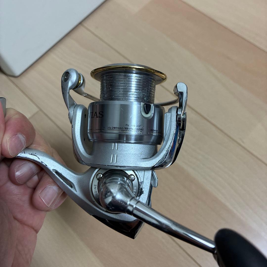 Daiwa LUVIAS 2500 スピニングリール