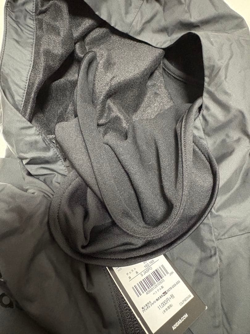 新品未使用adidas ウィンドブレーカー　パンツ上下セット