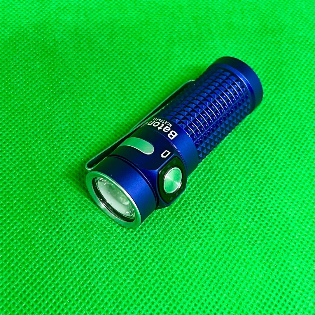 ライト・ランタン OLIGHT Baton4
