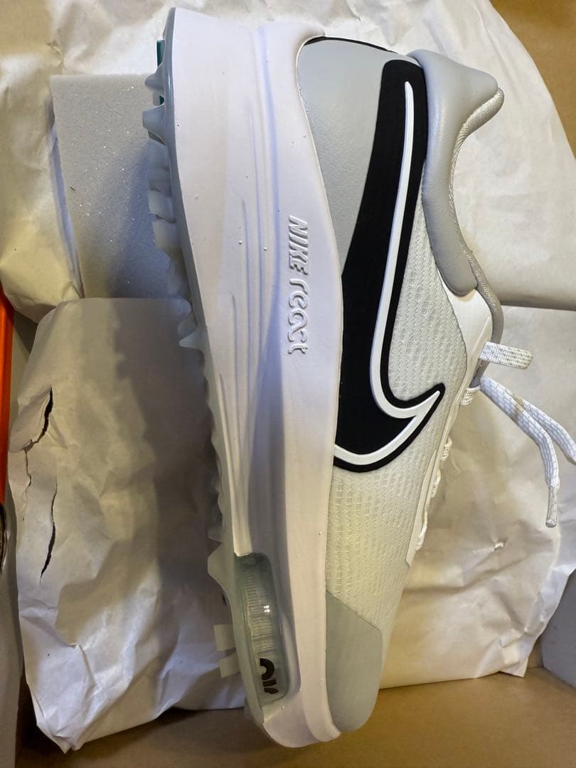 【新品】　Nike エアズームインフィニティツアーネクスト