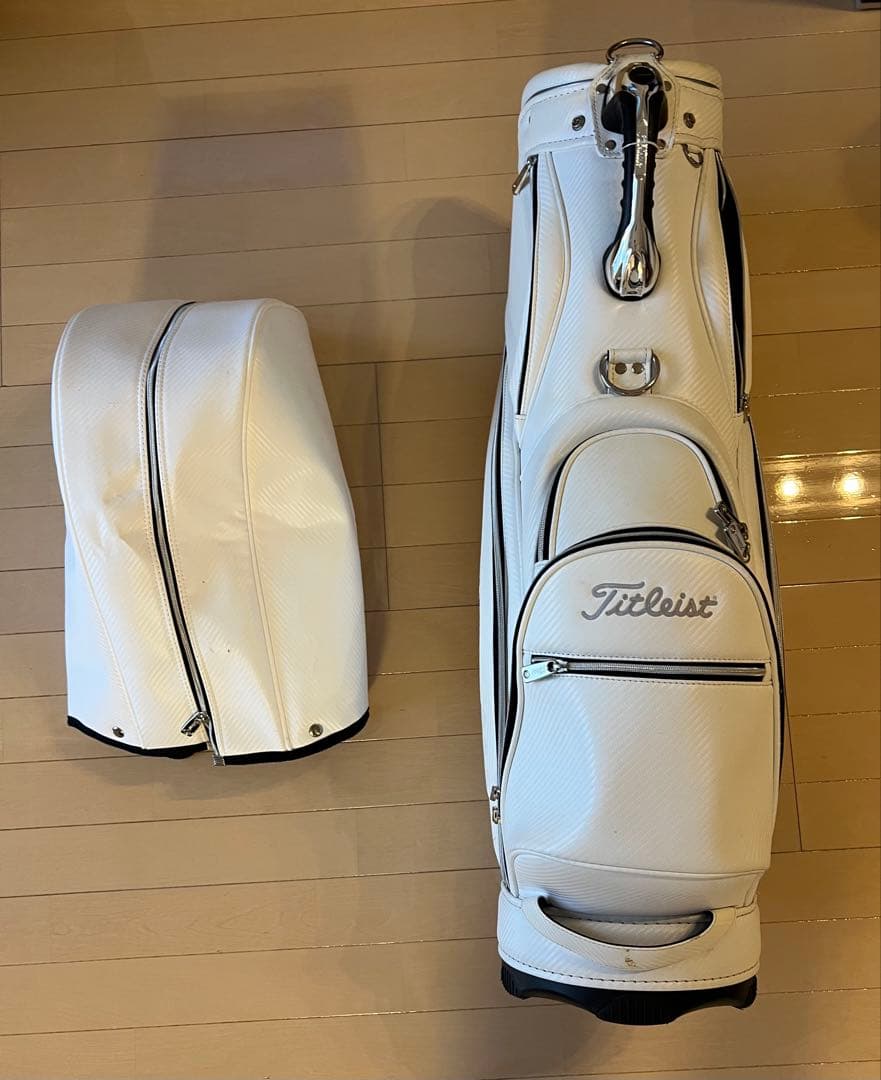 ゴルフ　キャディバック　タイトリスト　Titleist