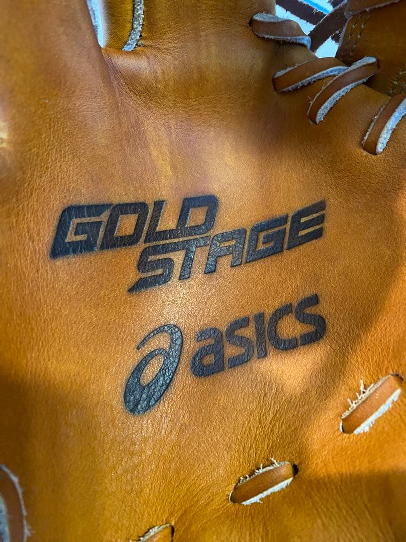 アシックス asicsゴールドステージ 軟式　左投げ　外野手用