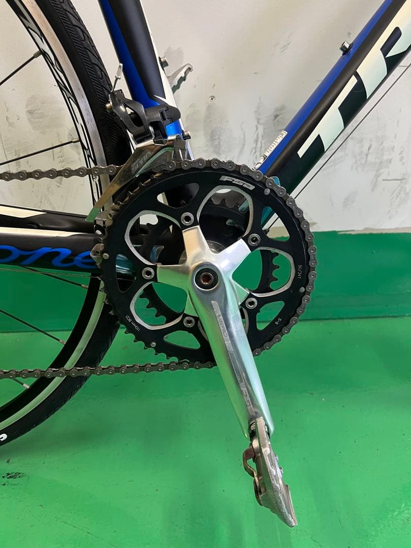 ロードバイク　TREK MADONE トレック　マドン　カーボン