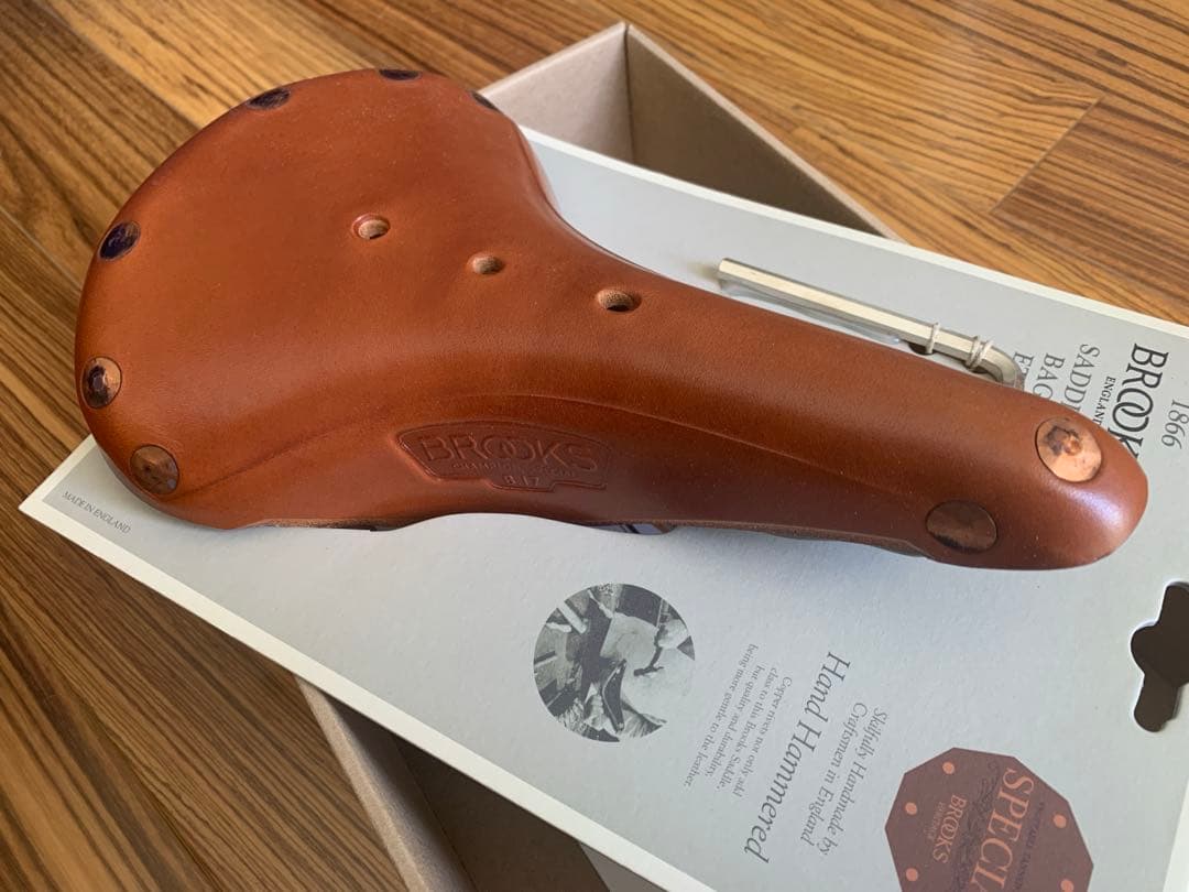 BROOKS（ブルックス）B17スペシャルHONEYハニーTITANチタンレール