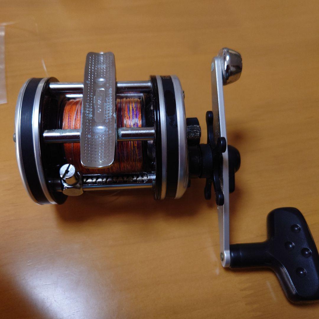 Abu Garcia ベイトリール オレンジライン