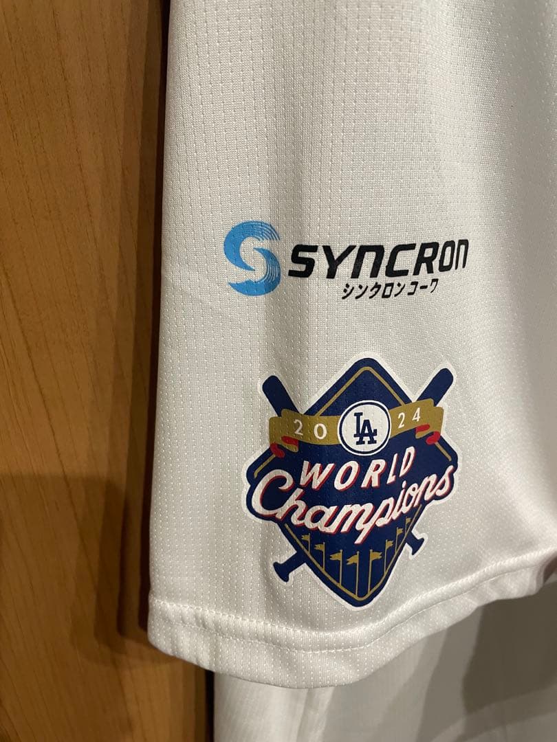 ロサンゼルスドジャースユニフォームキケフェルナンデス