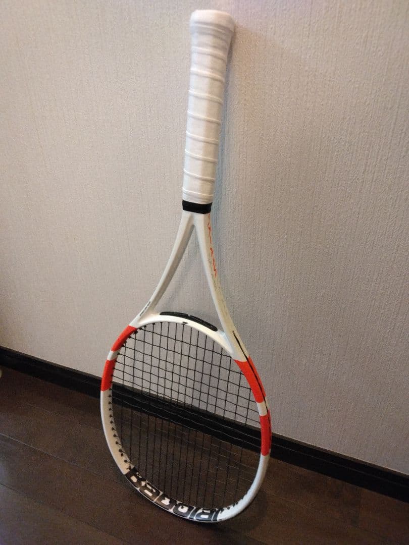 良品！Babolat ピュアストライク 100 硬式用テニスラケット