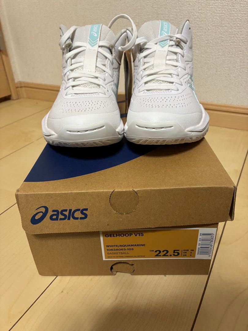 アシックス　GELHOOP V15 22.5cm ホワイト　新品未使用