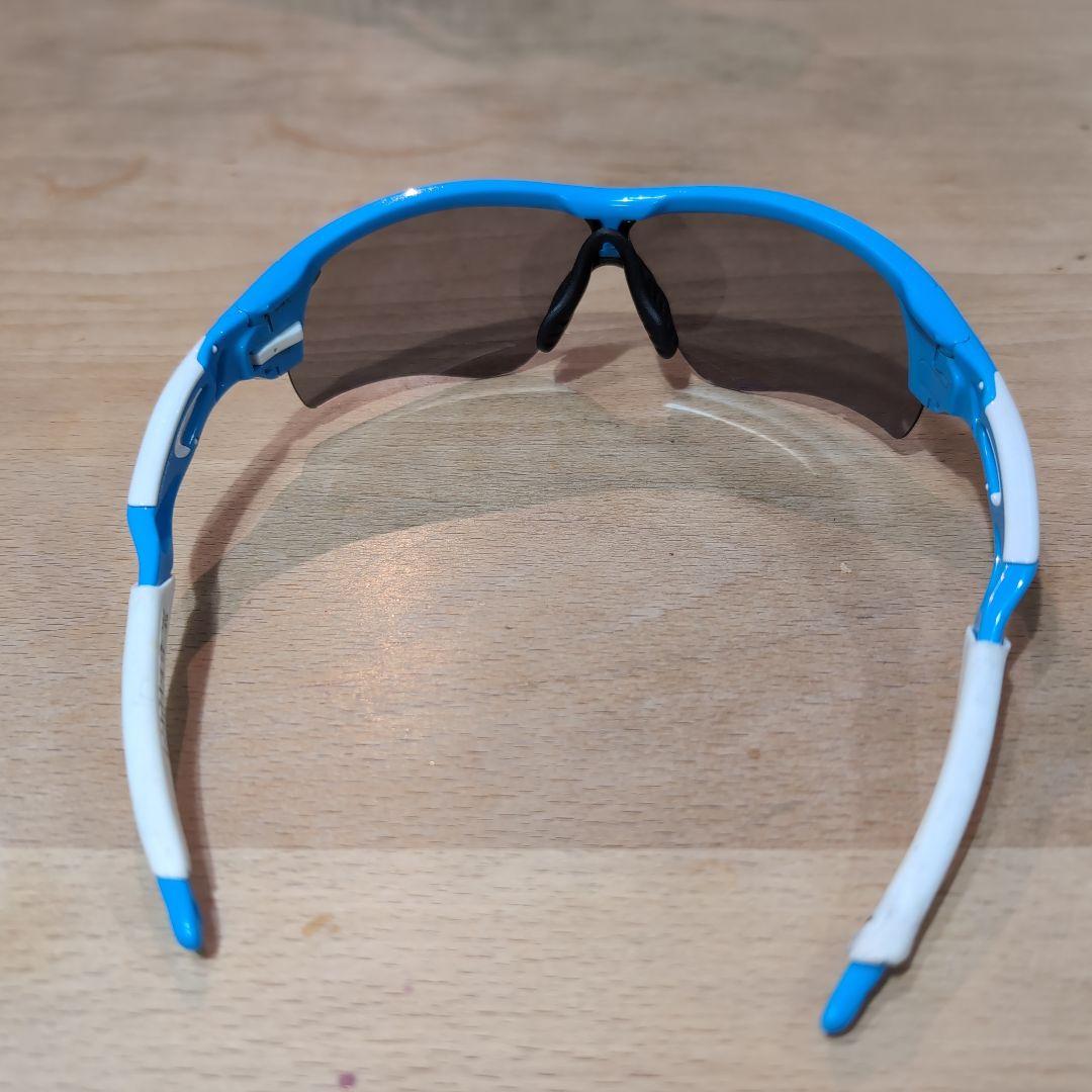 Oakley レーダーロックパス 調光レンズ