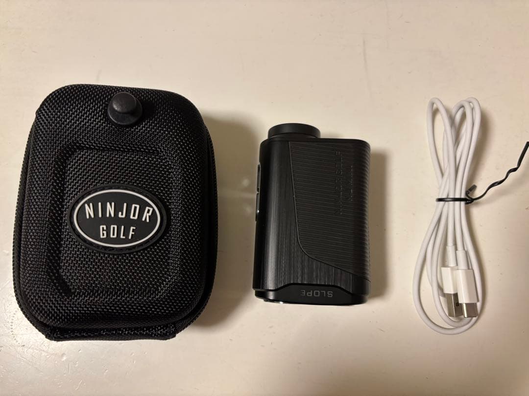 NINJOR GOLF （LCD）レーザー距離計 本体とケース