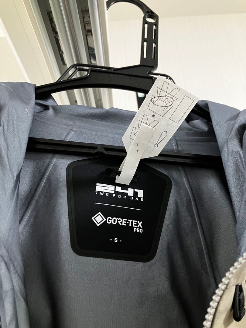241 GORETEX PROスキー・スノボ ウェア上下