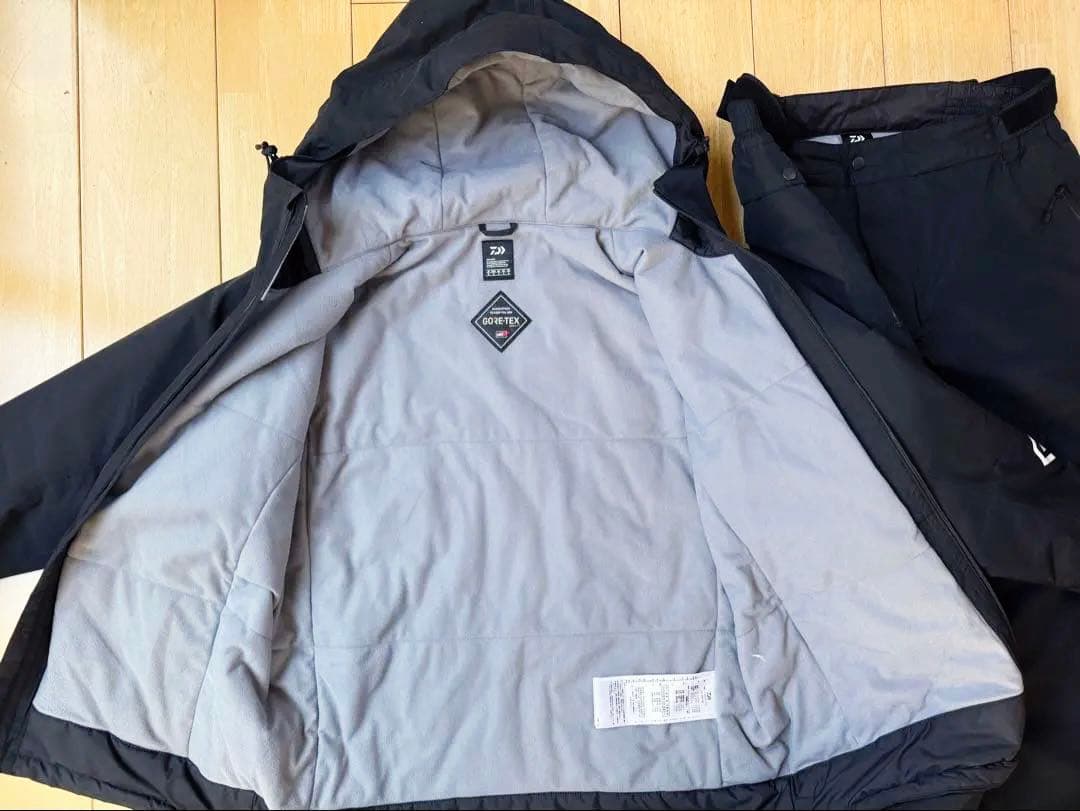DAIWA ダイワ　GORE-TEX 防寒着　ウインタースーツ DW-1923
