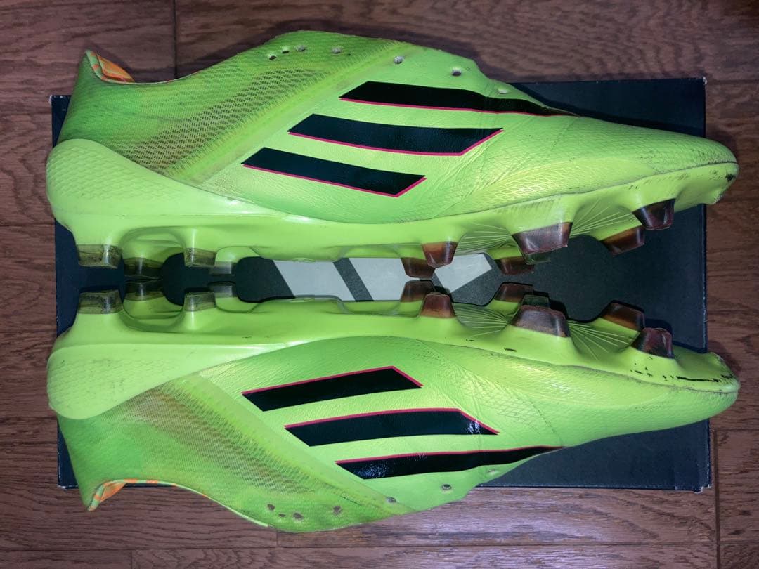 アディゼロf50