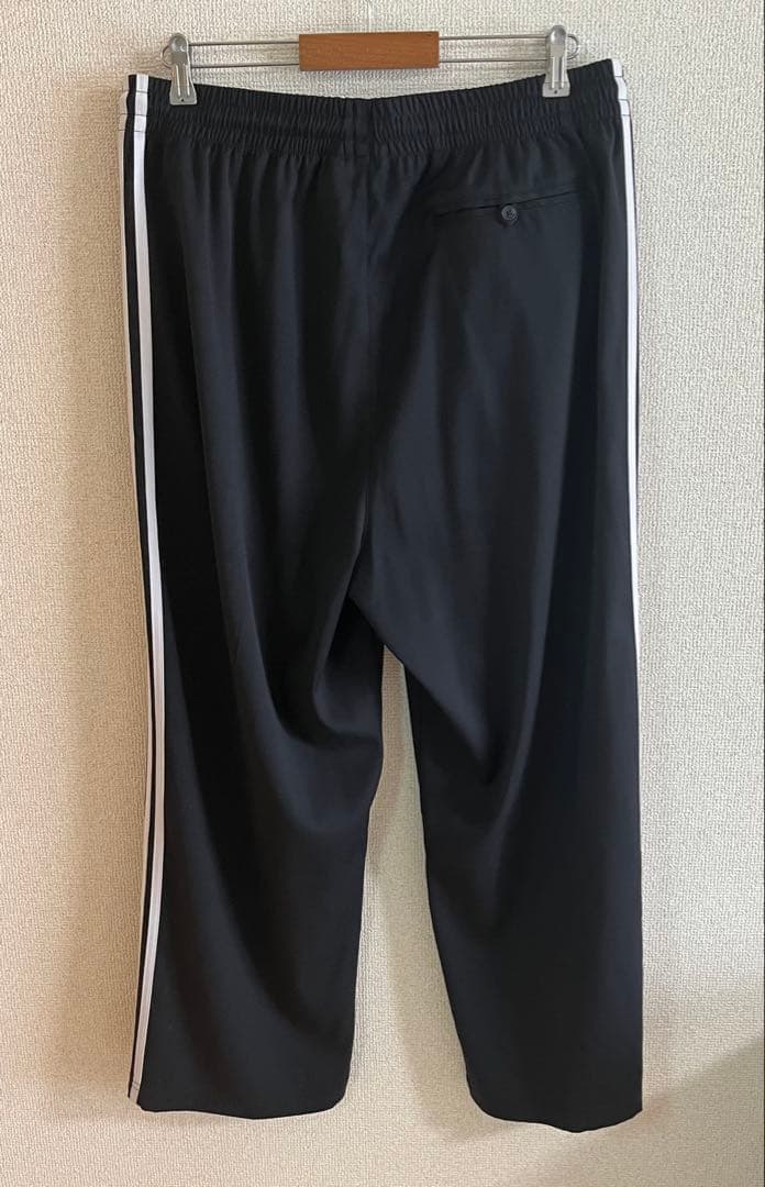 【新品未使用】adidasアディダスプレミアム バギー トラックパンツ