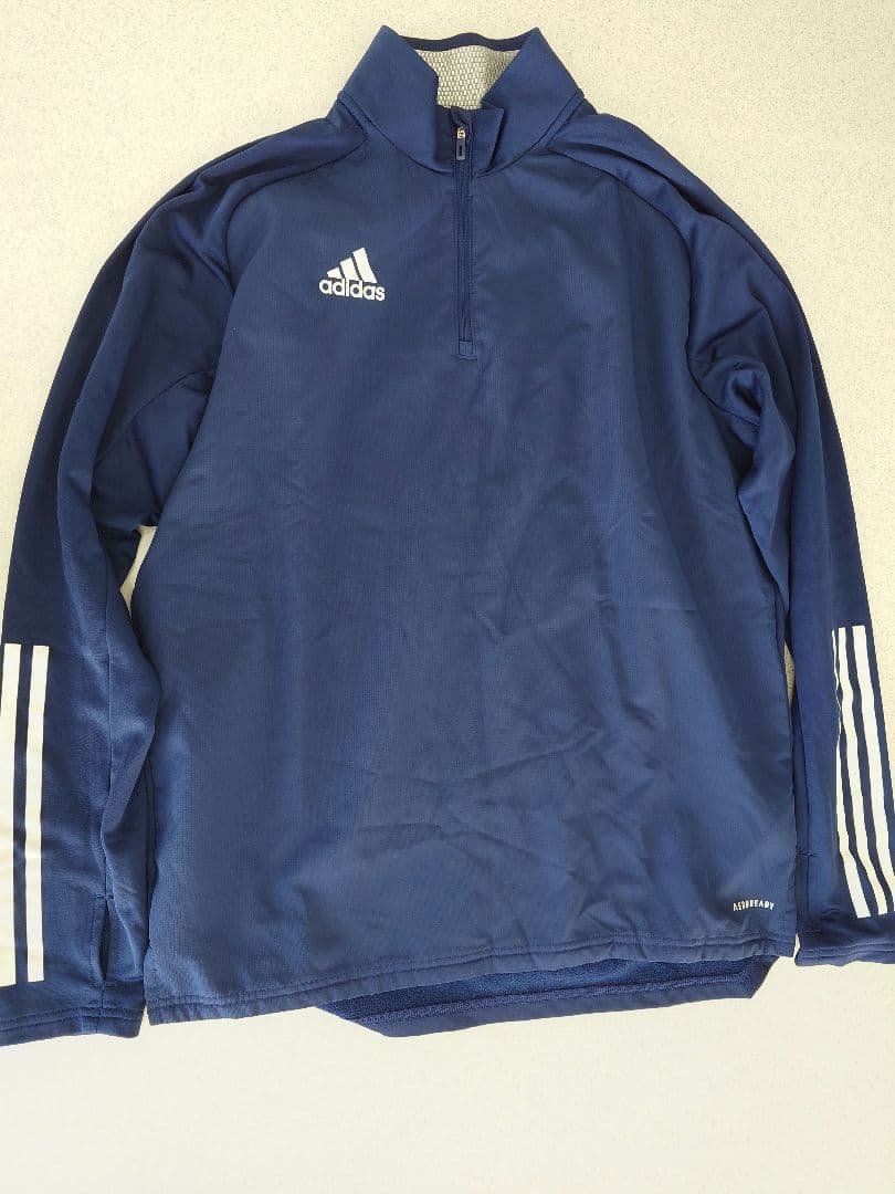 adidas トレーニングウェアセット　サイズXL
