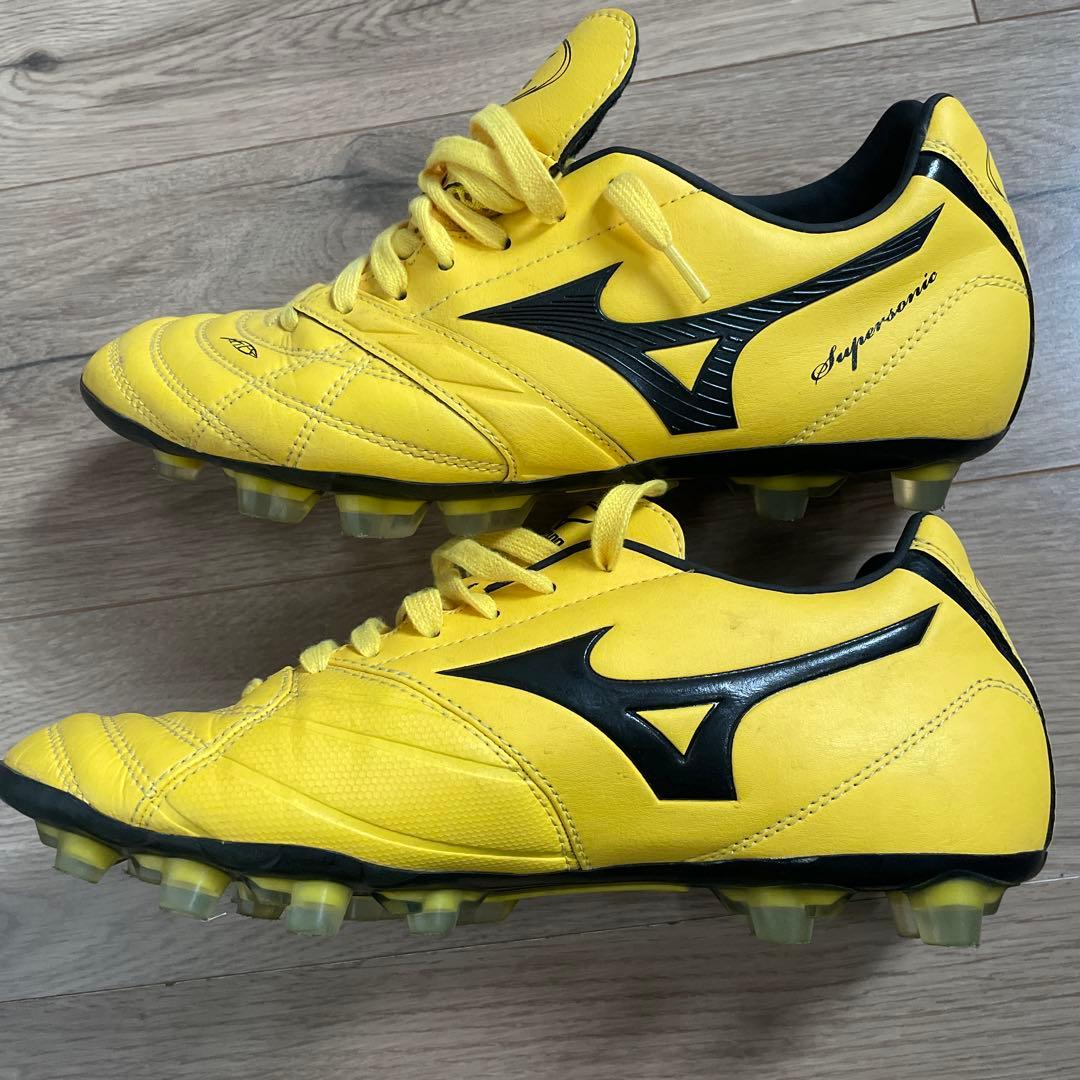 Mizuno サッカースパイク　イエロー　24.５㎝
