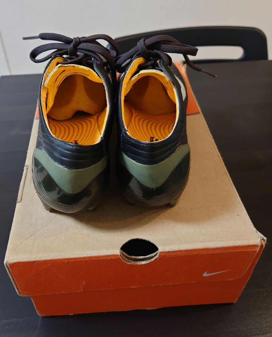 ナイキ NIKE マーキュリアル ヴェイパー MERCURIAL VAPOR