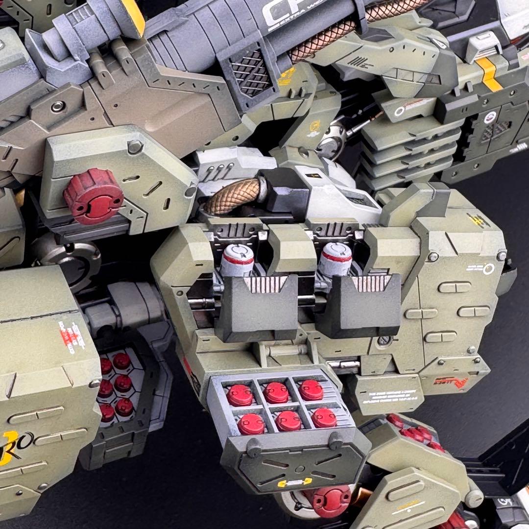 コトブキヤ　HMM ゾイド　ライガーゼロパンツァー　全塗装完成品　ZOIDS
