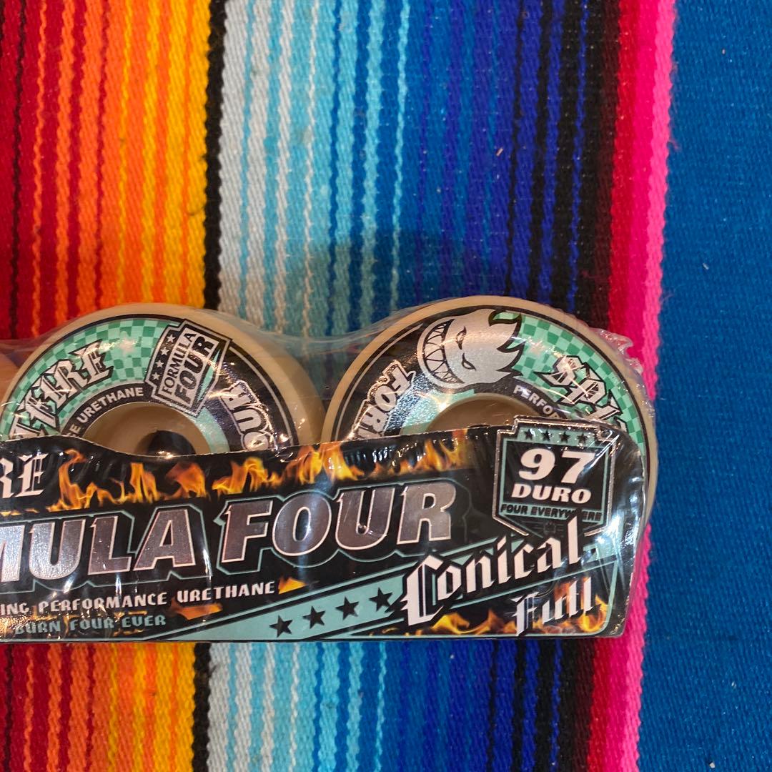 スケートボード Spitfire Formula 56mm 97D Conical Full