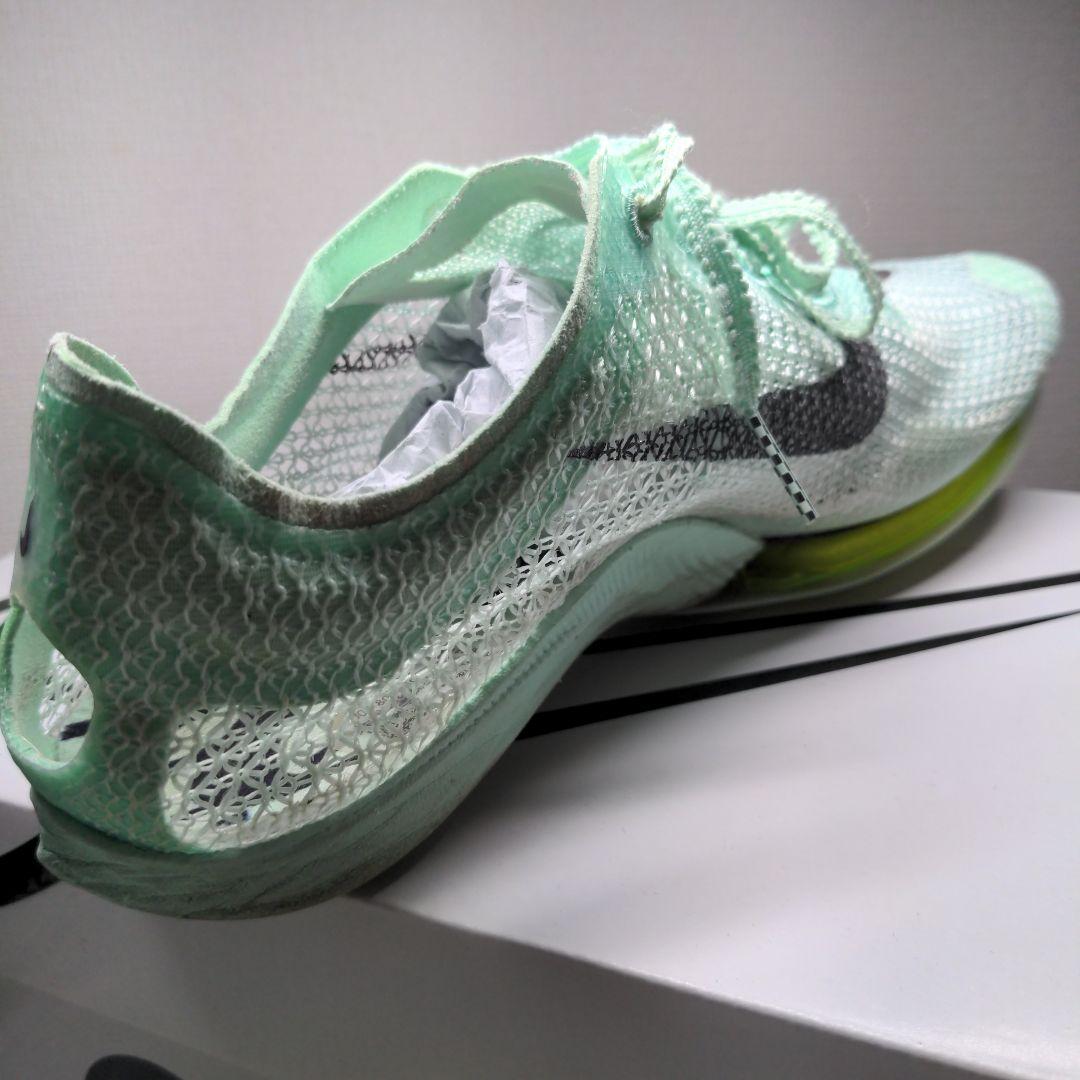 NIKE エアズームヴィクトリー 27.5