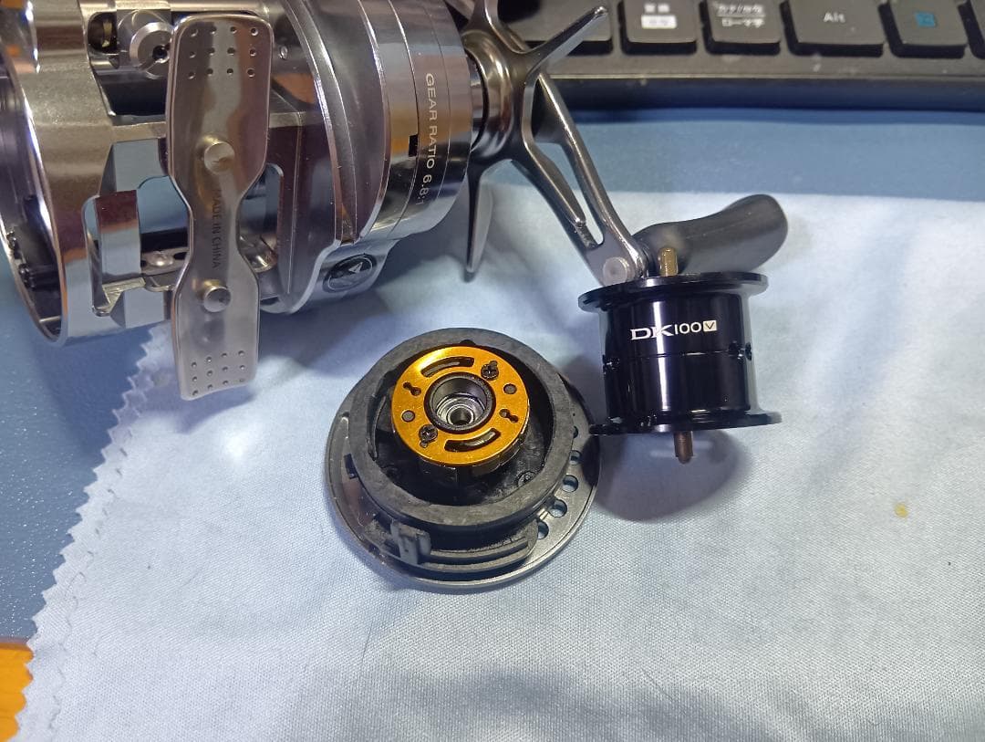 DK100 ベイトリール 　実釣未使用