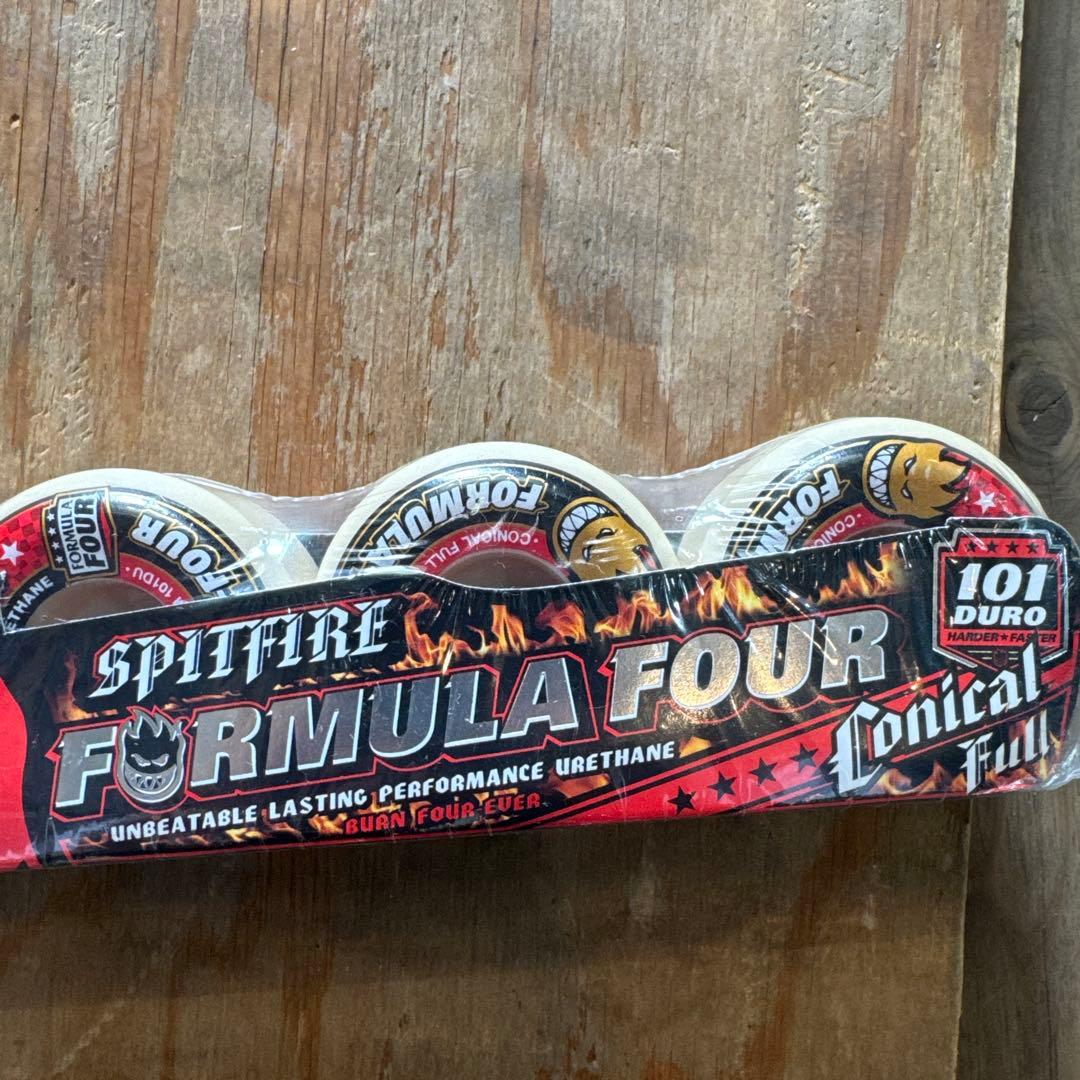 Spitfireフォーマル4コニカルフル53mm101aウィール 定価9,680