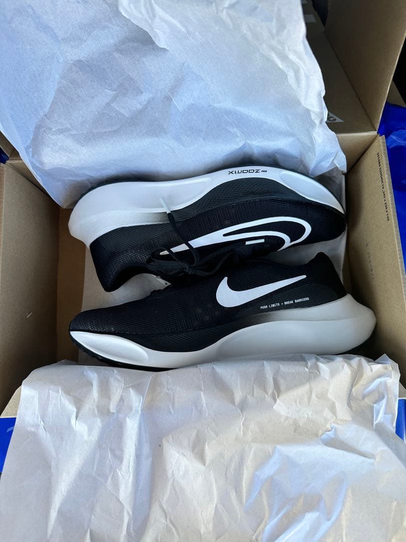 NIKE ZOOM FLY 5 ブラック/ホワイト 27.0