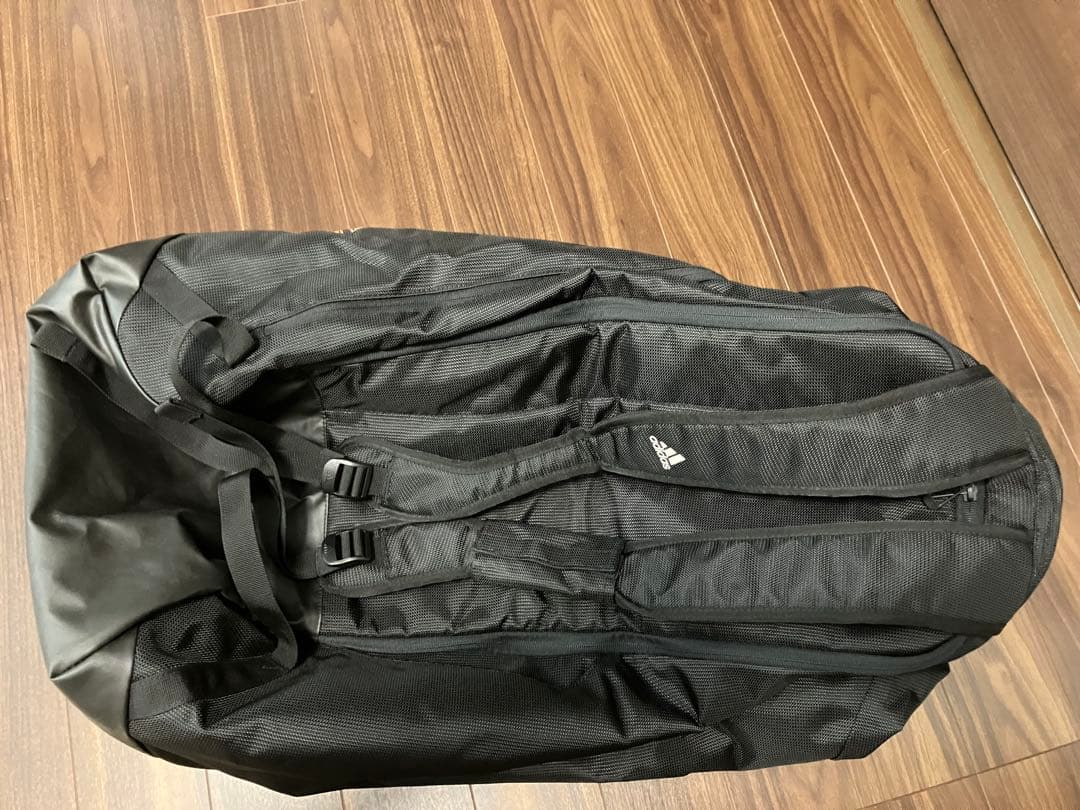流経サッカー部　adidas バックパック　背番号10