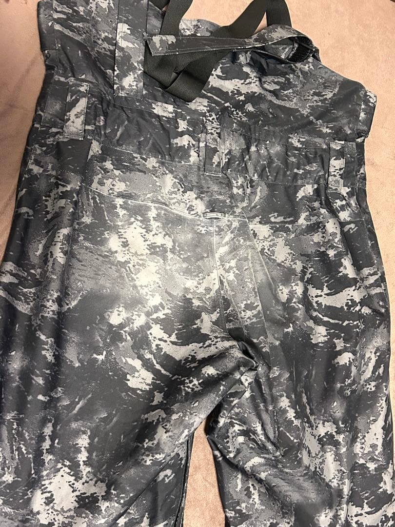 Patagonia 迷彩柄 オーバーオール ビブパンツ Lサイズ