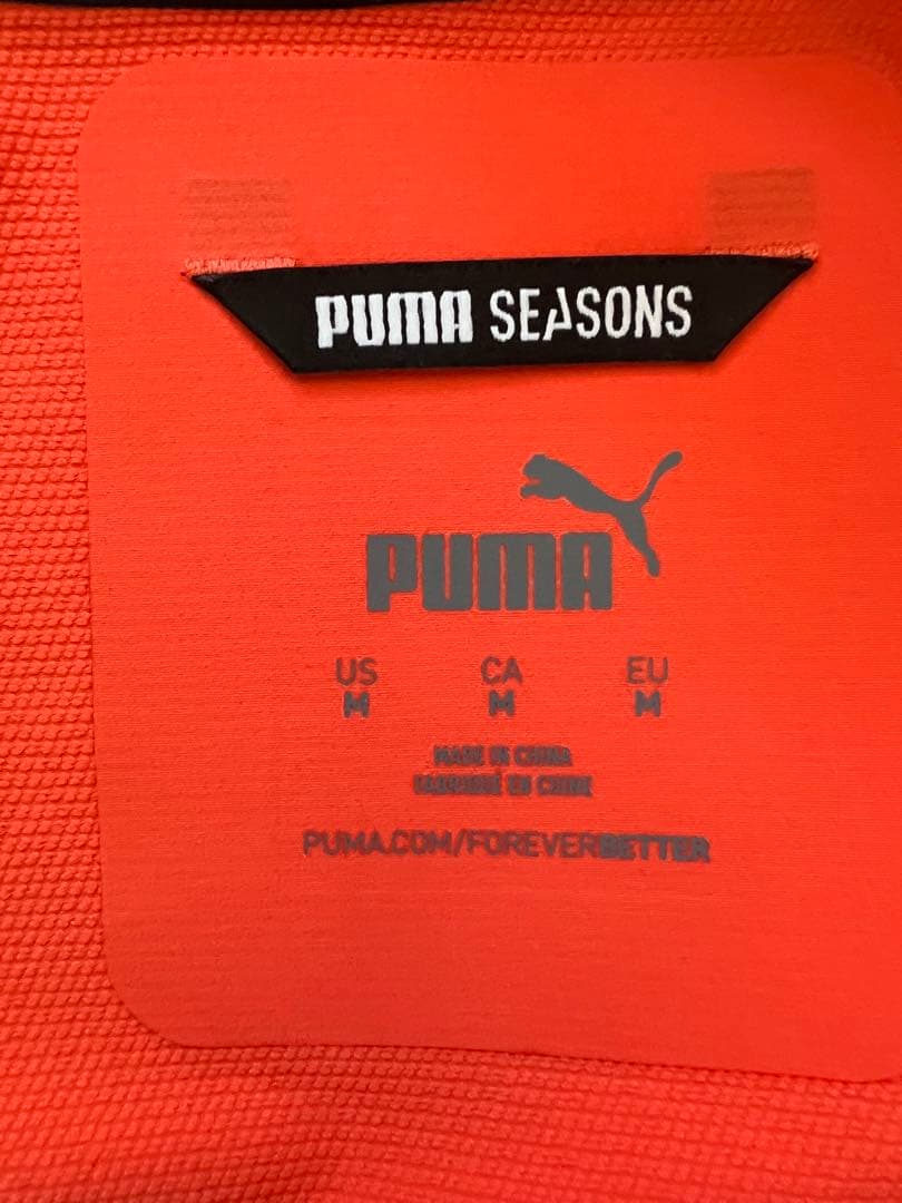 PUMA フード付きウィンドブレーカー