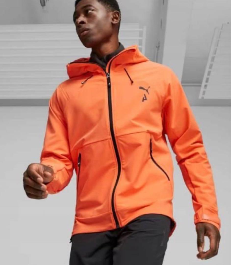 PUMA フード付きウィンドブレーカー