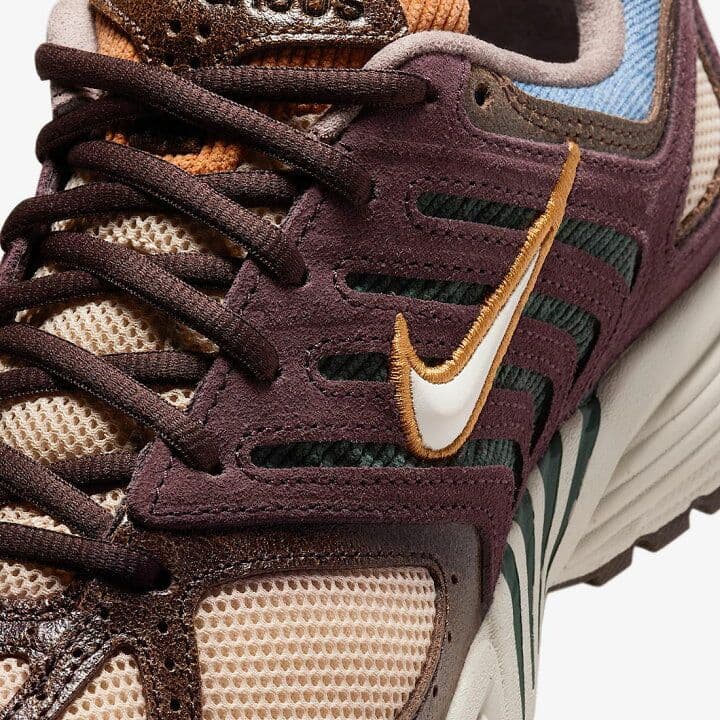 NIKE　ランニングシューズ　25.5cm