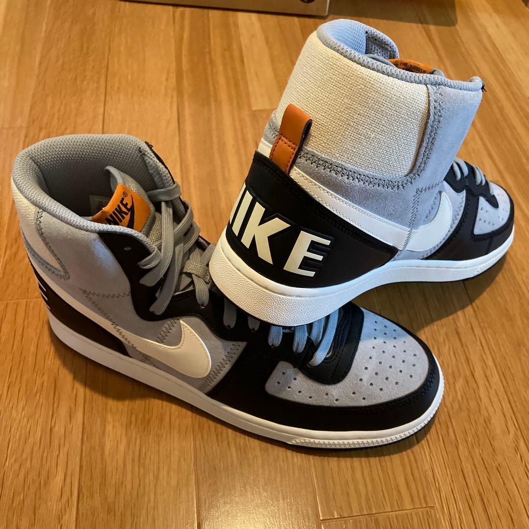 NIKE ターミネーターハイ