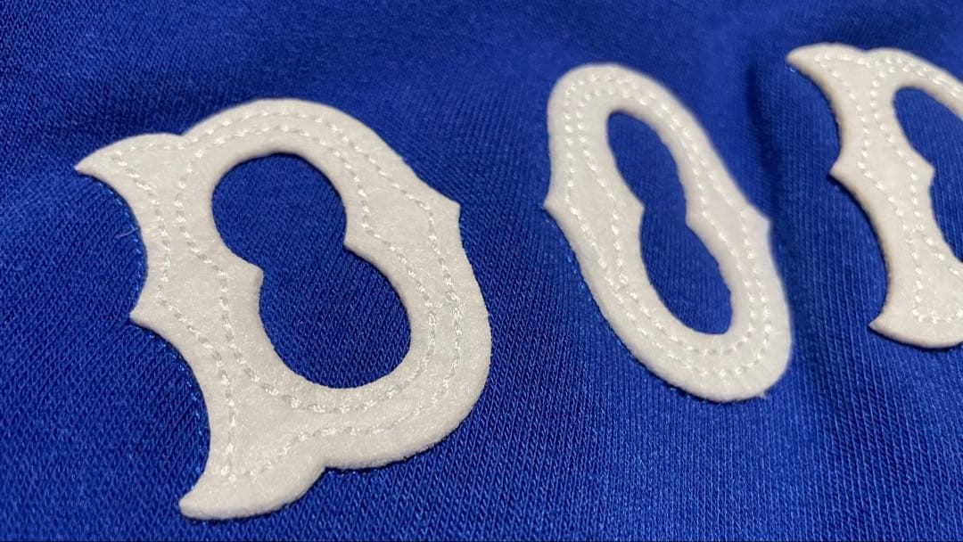 新品　Dodgers world series championsパーカー　M