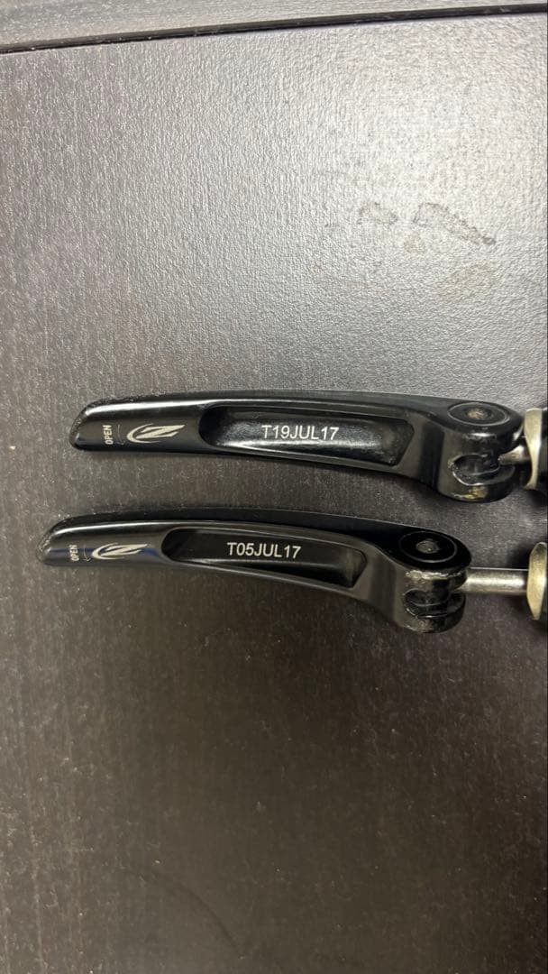 zipp クイックリリース チタン製 軽量