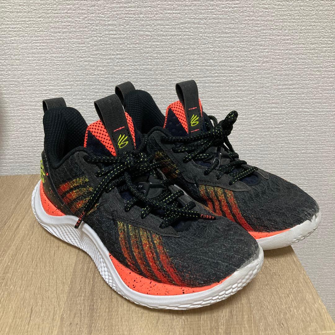 UNDER ARMOUR CURRY10 24.0cm 美品