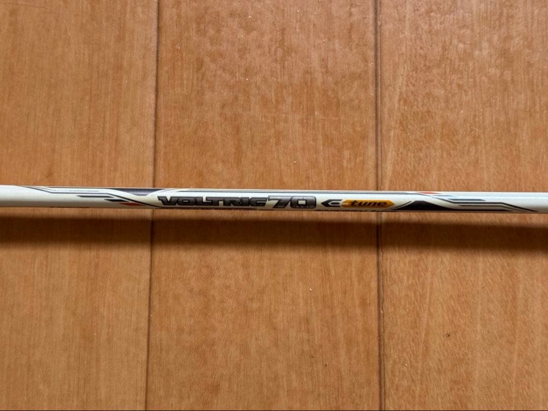【廃盤品】ボルトリック 70 E-tune ヨネックス バドミントンラケット