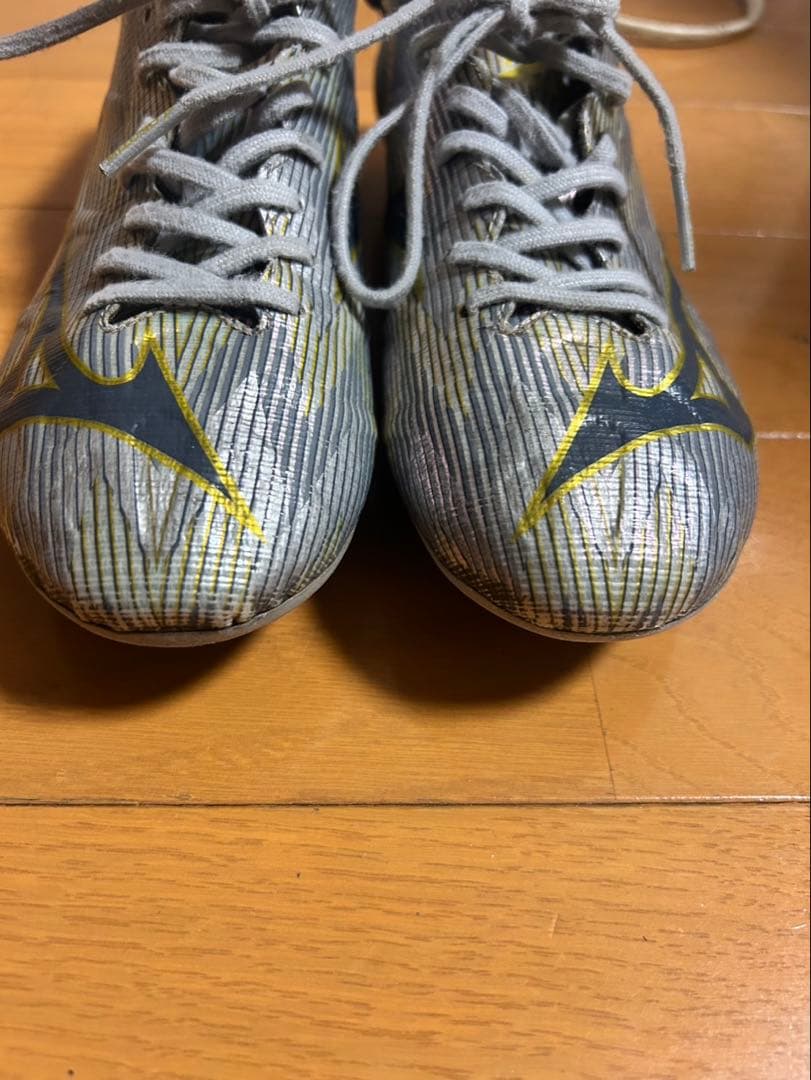 Mizuno サッカーシューズ スパイク シルバー/ゴールド 23.5