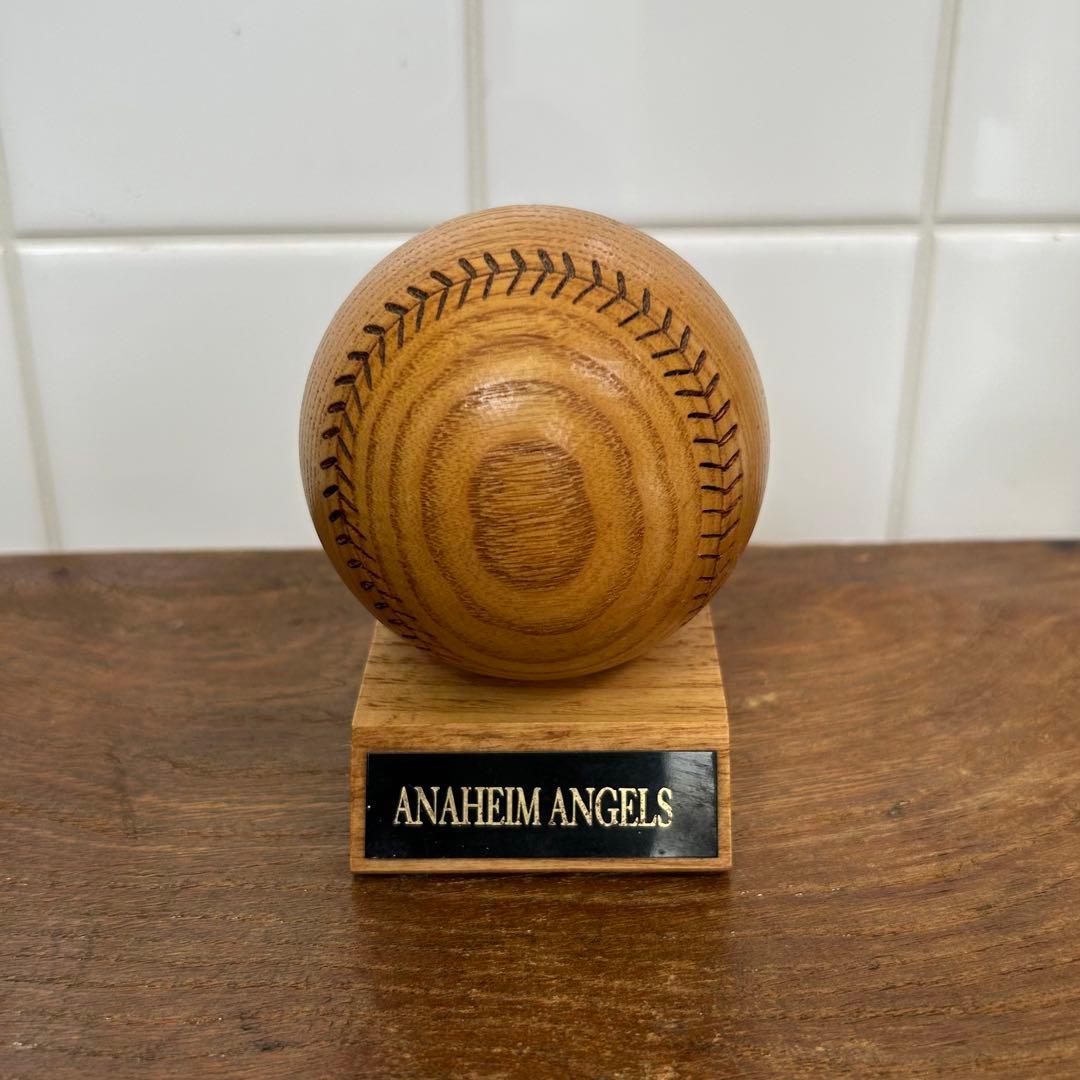 【レア】MLB ロサンゼルス エンゼルス 木製 野球ボール