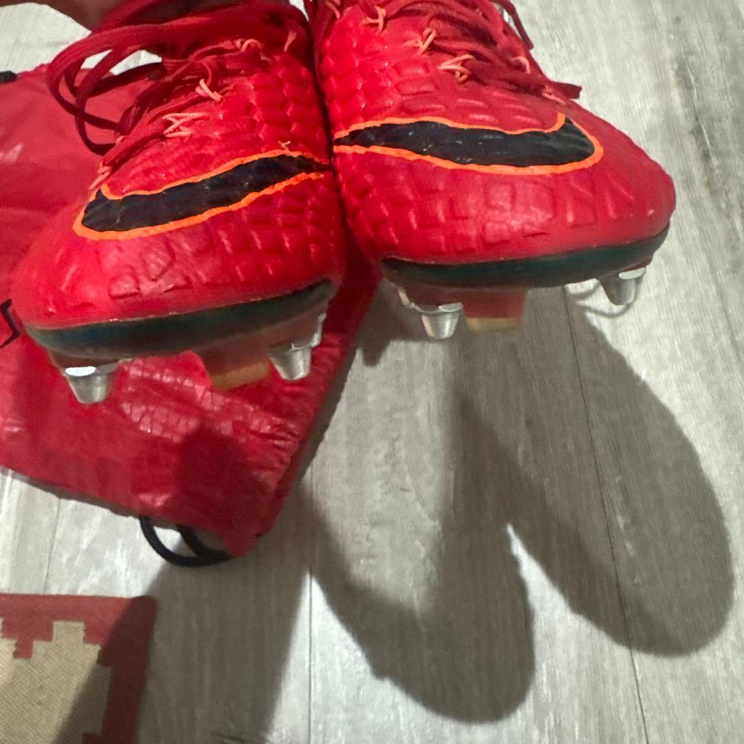 か*ち様 Nike サッカースパイク ハイパーヴェノム