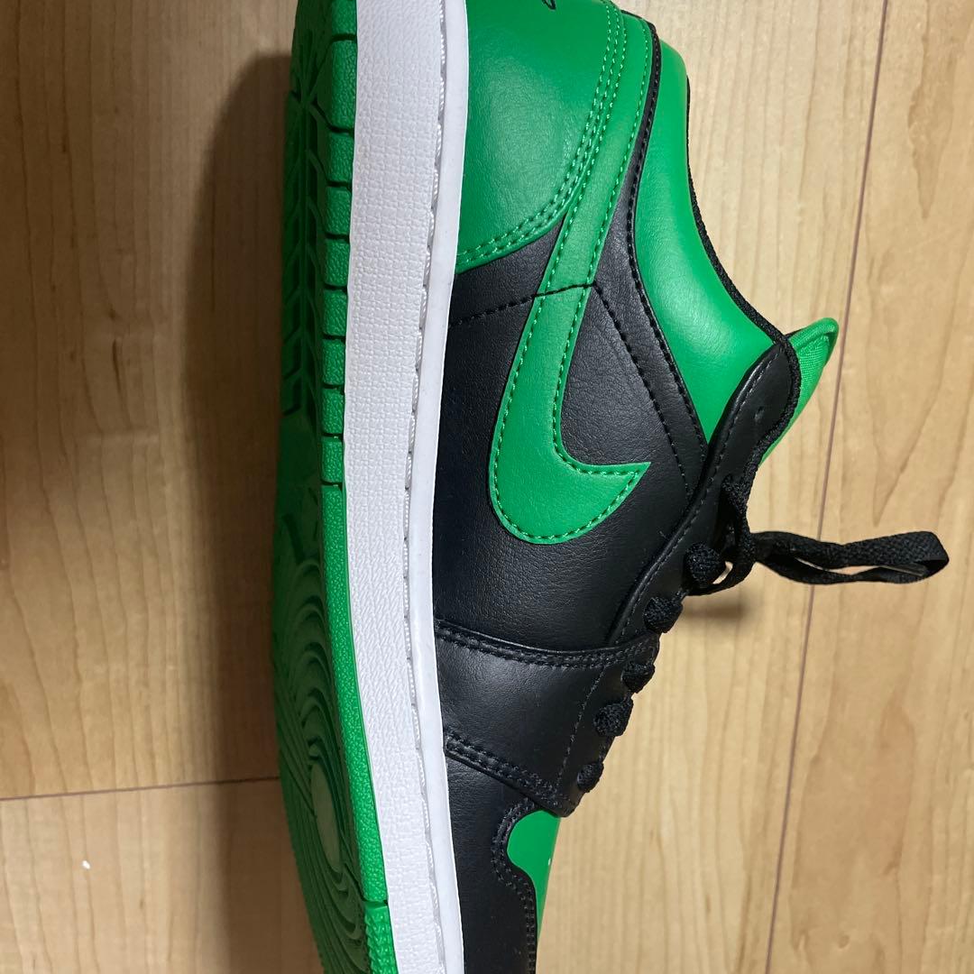NIKEエアジョーダン1 LOWカット グリーン/ブラック