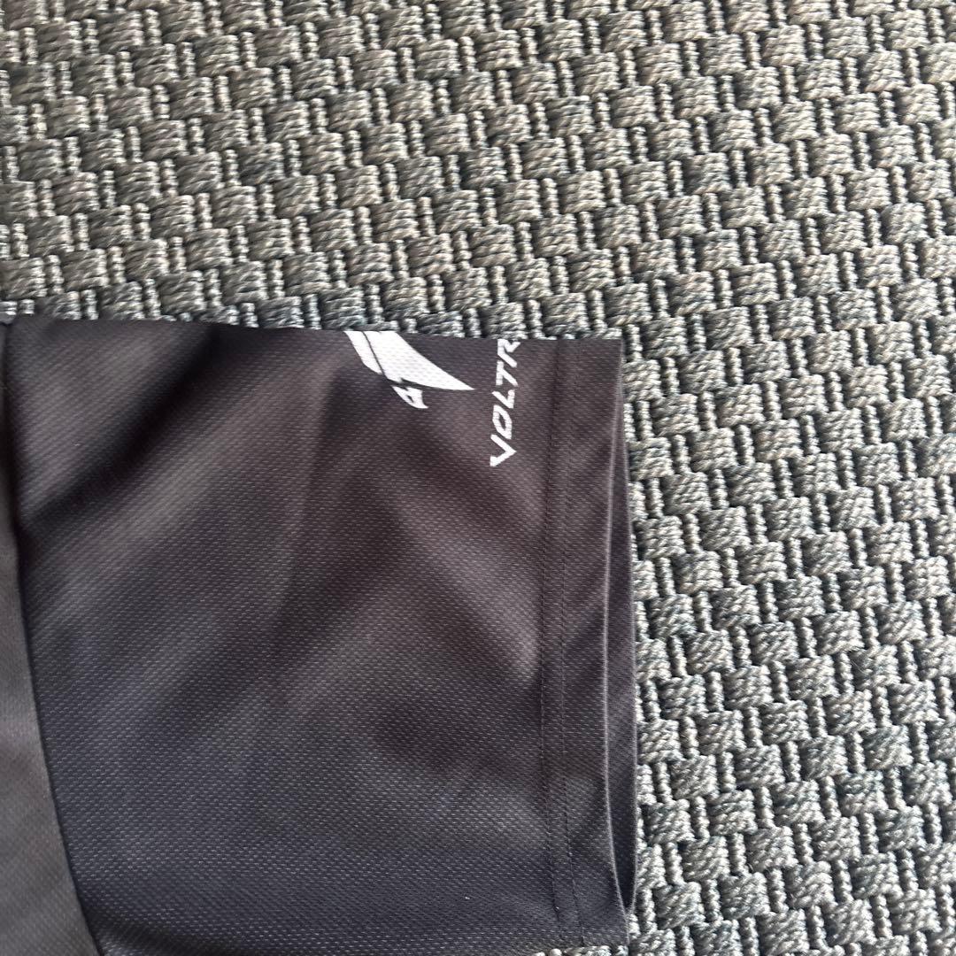 YONEX ボルトレイジTシャツ L