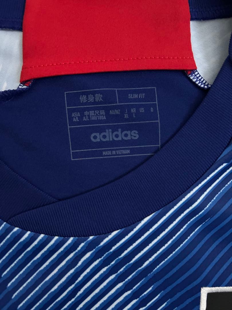 【美品】サッカー 日本代表 2022 レプリカ ユニフォーム 南野拓実 Lサイズ
