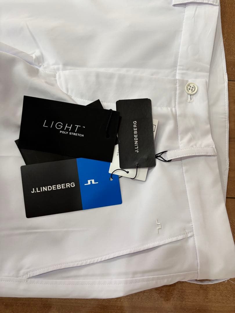 新品タグ付 J.LINDEBERG ゴルフパンツ 白 サイズ31 軽量ストレッチ