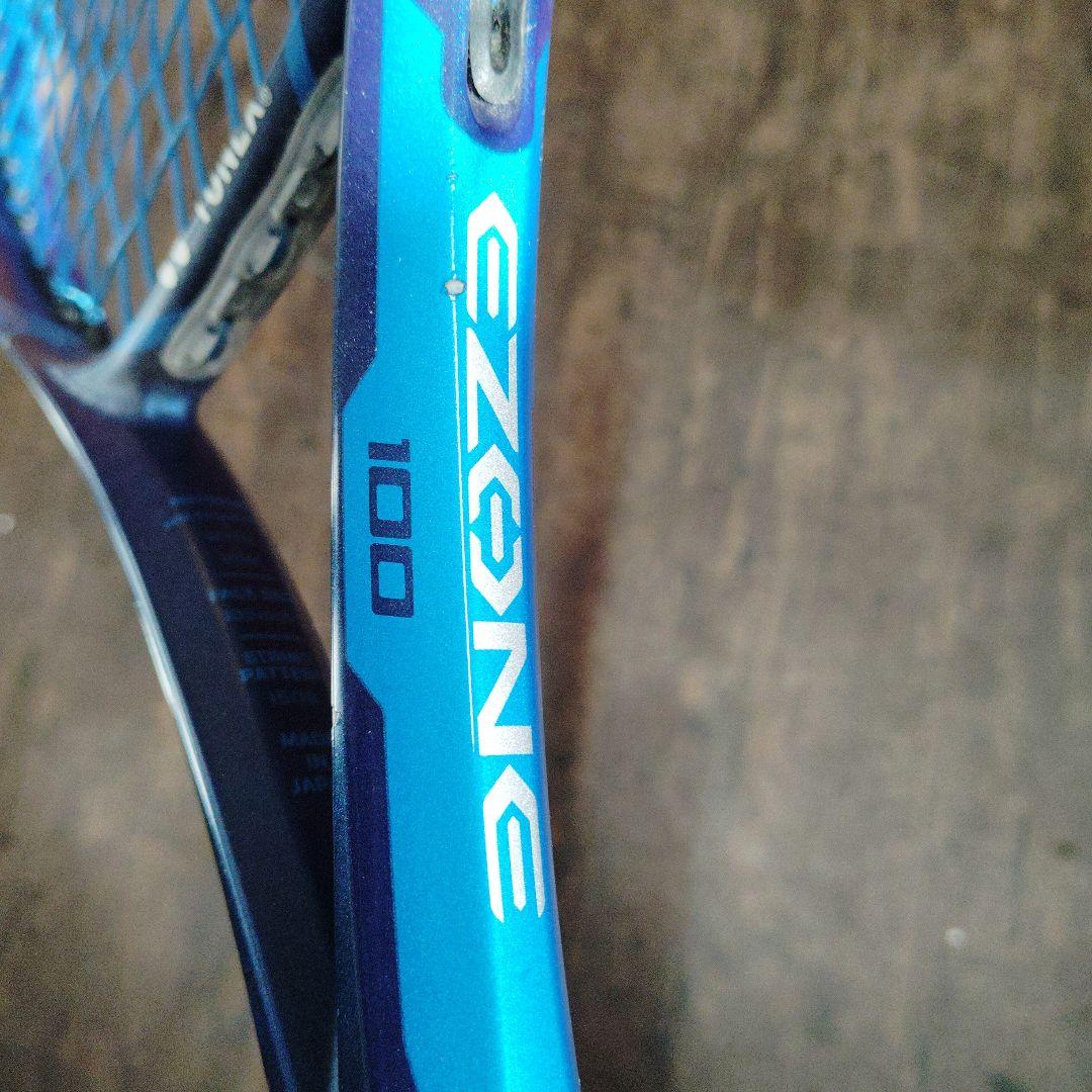 YONEX EZONE 100 硬式テニスラケット