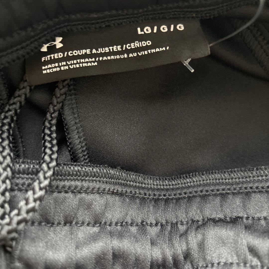 UNDER ARMOUR ブラックジャージパンツ 新品タグ付き