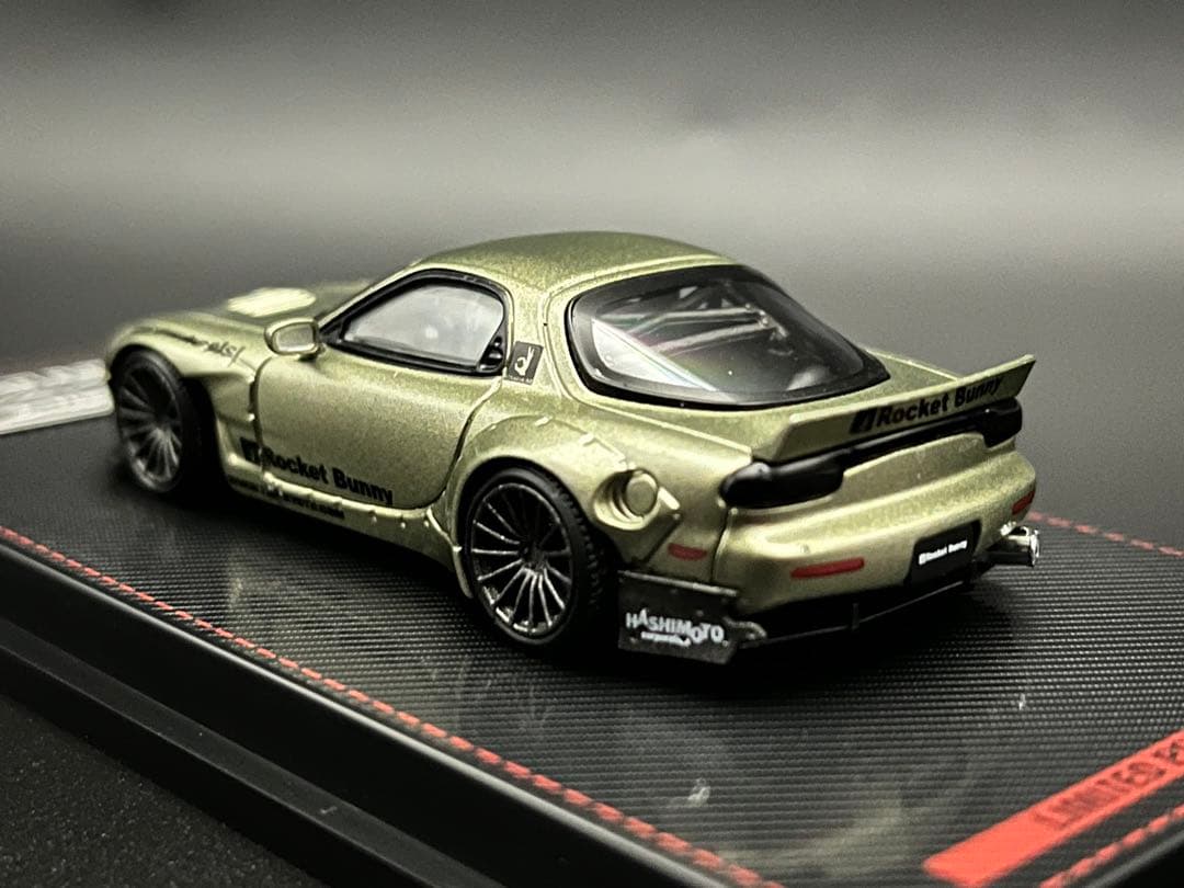イグニッションモデル1/64 RX-7 FD ロケットバニー