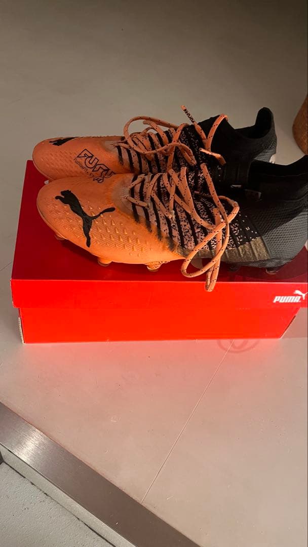 PUMA FUTURE Z 1.3 FG/AG 27cm
オレンジ/ブラック