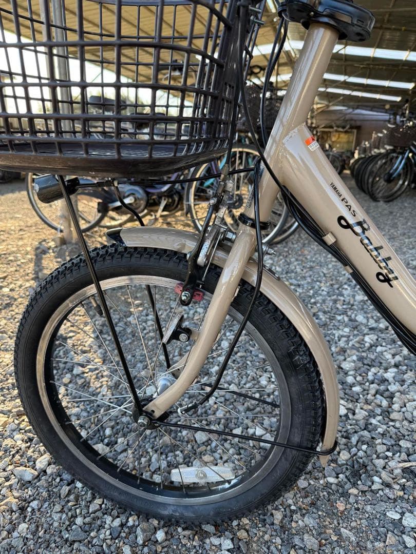 電動アシスト自転車 ベージュ シティタイプ